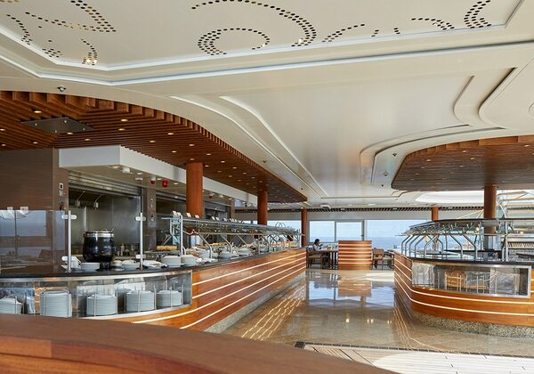 Regent Seven Seas Cruises - Seven Seas Explorer - Pool Grill.jpg